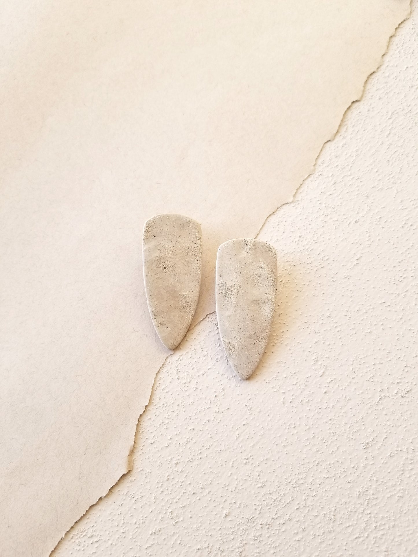 travertine daggers