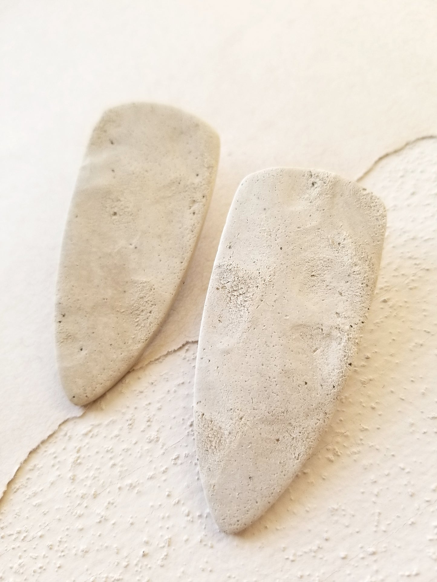 travertine daggers