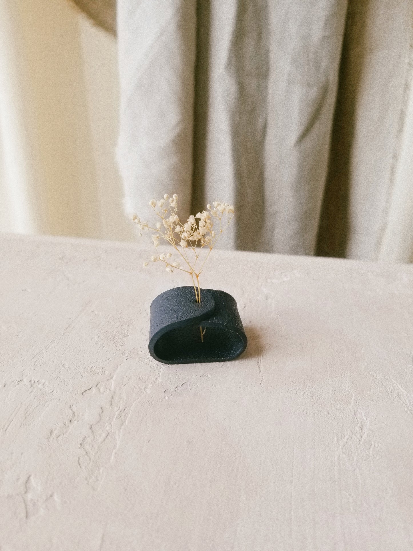 mini open vase