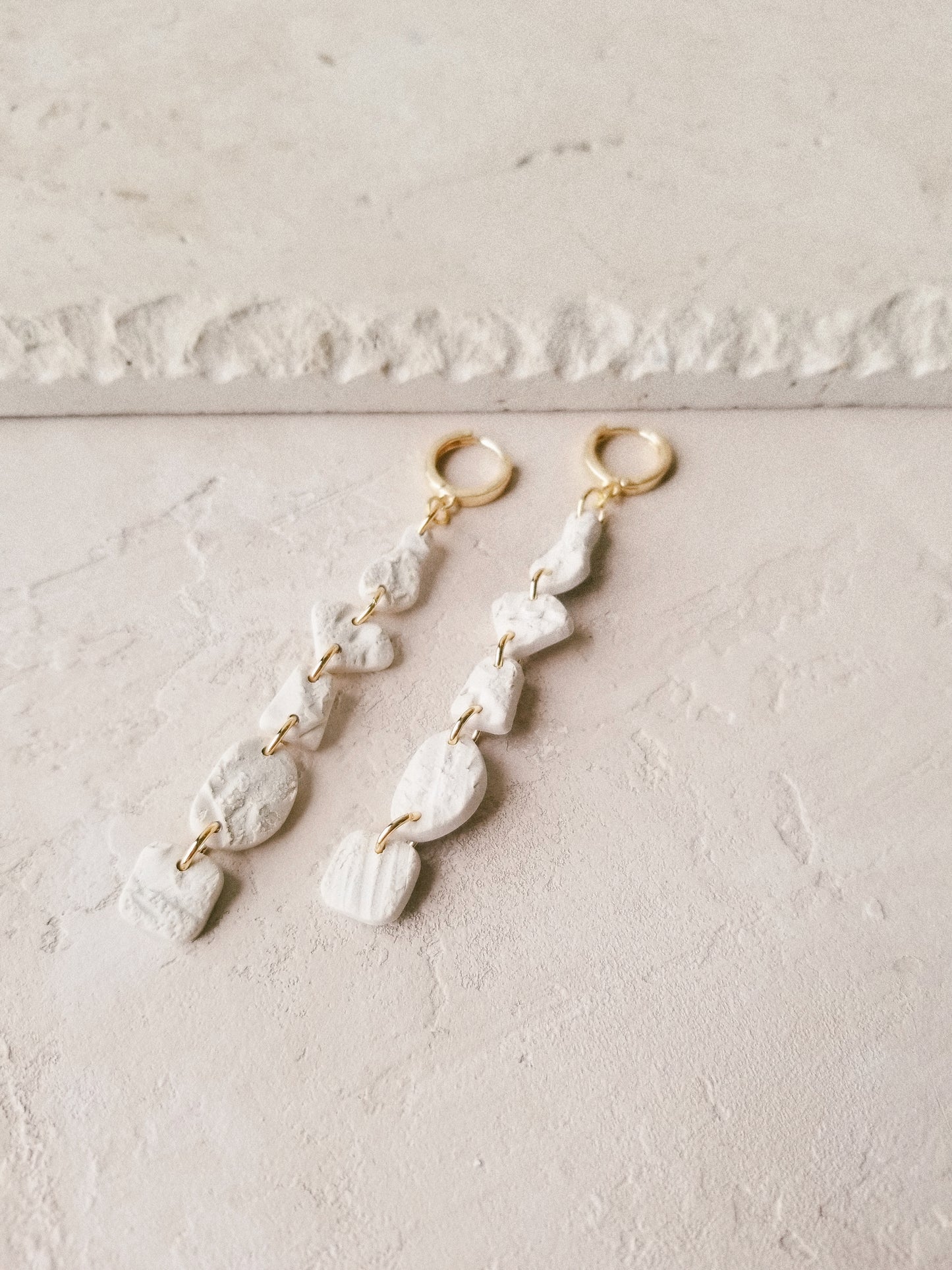 plaster leverbacks