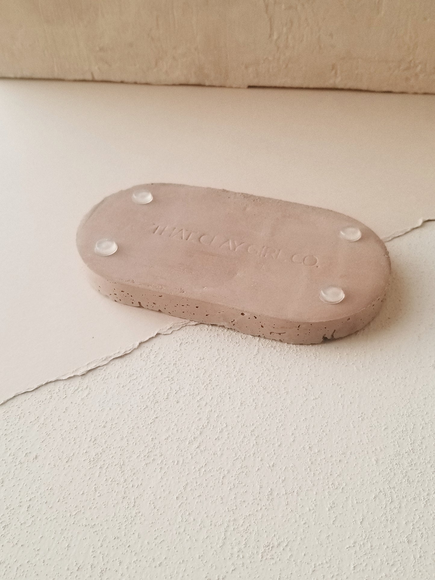 that oval tray no. 2