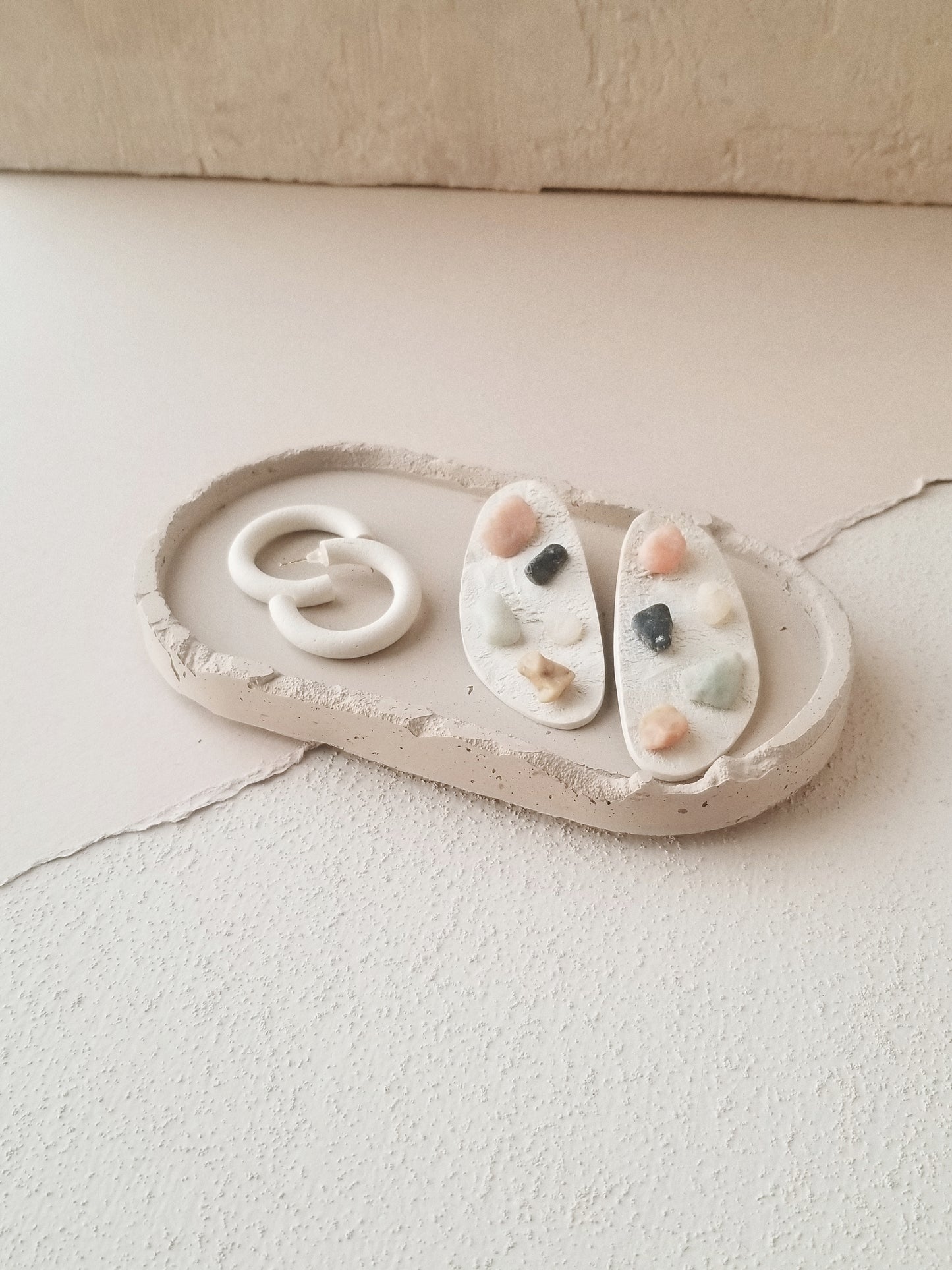 that oval tray no. 1
