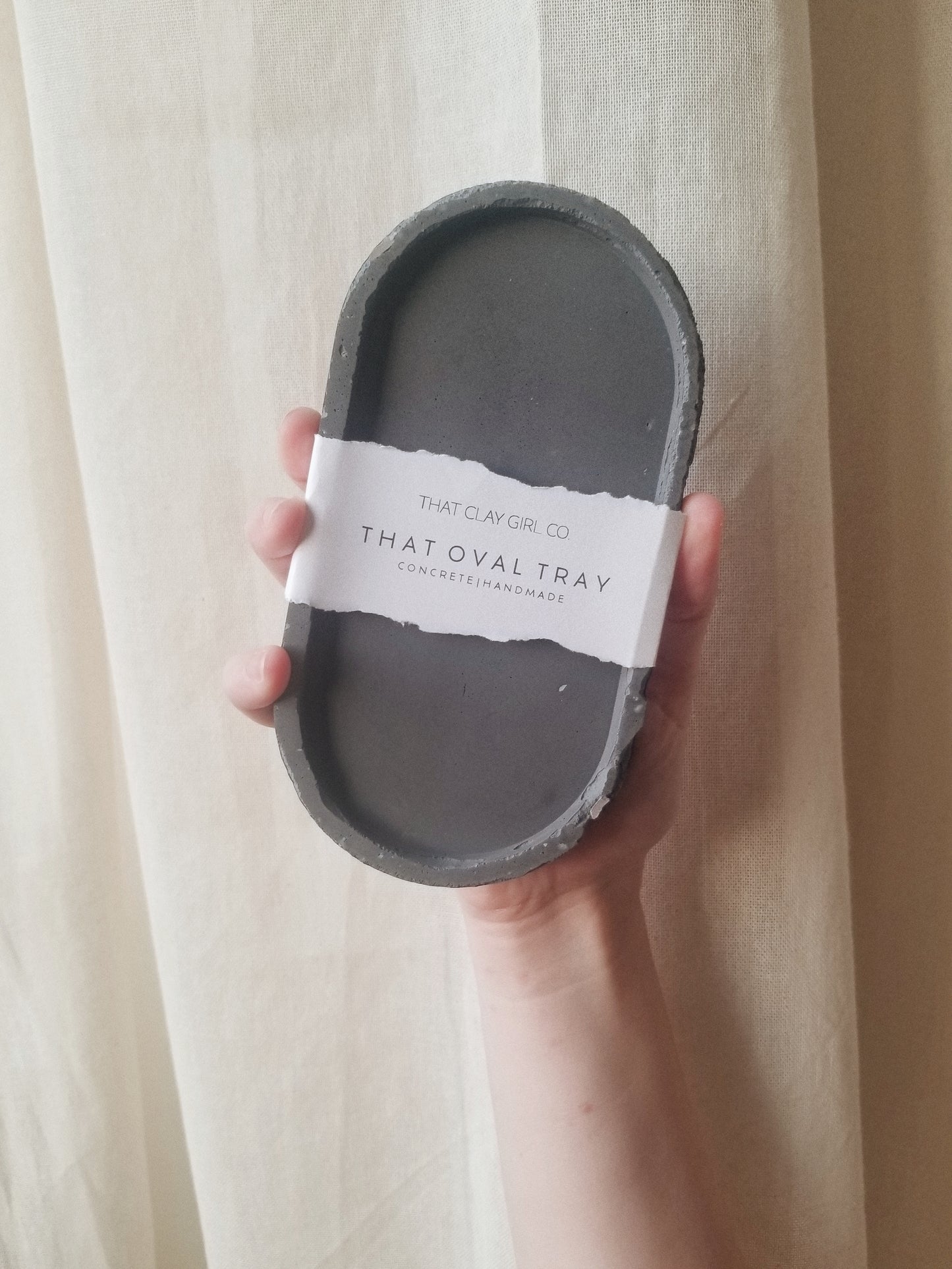 that oval tray no. 3