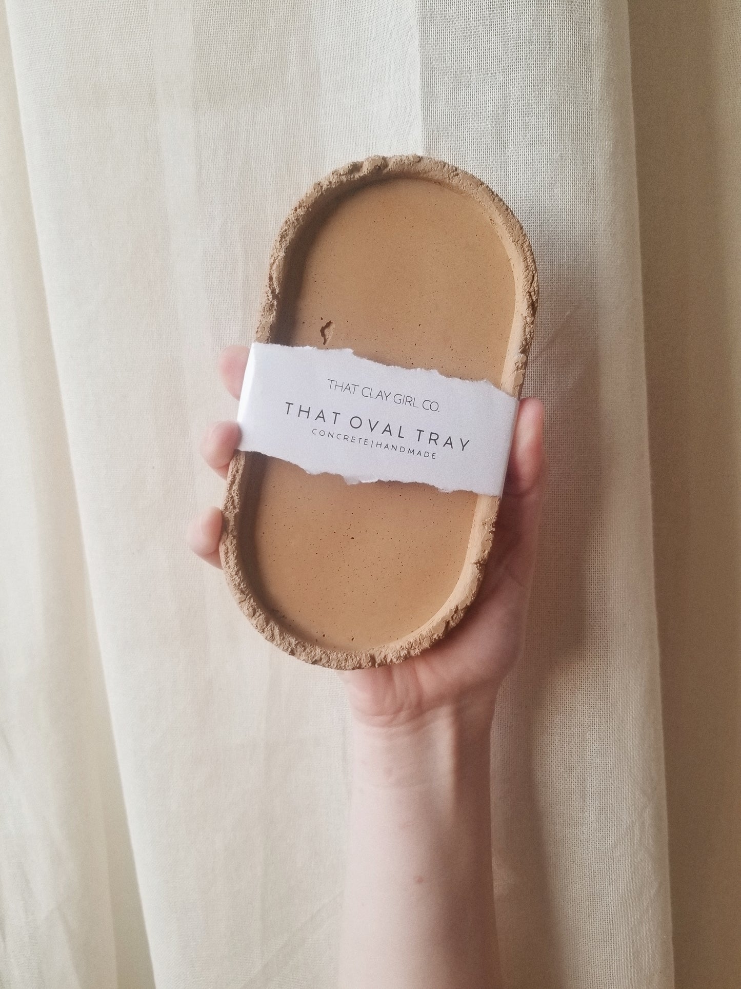that oval tray no. 4