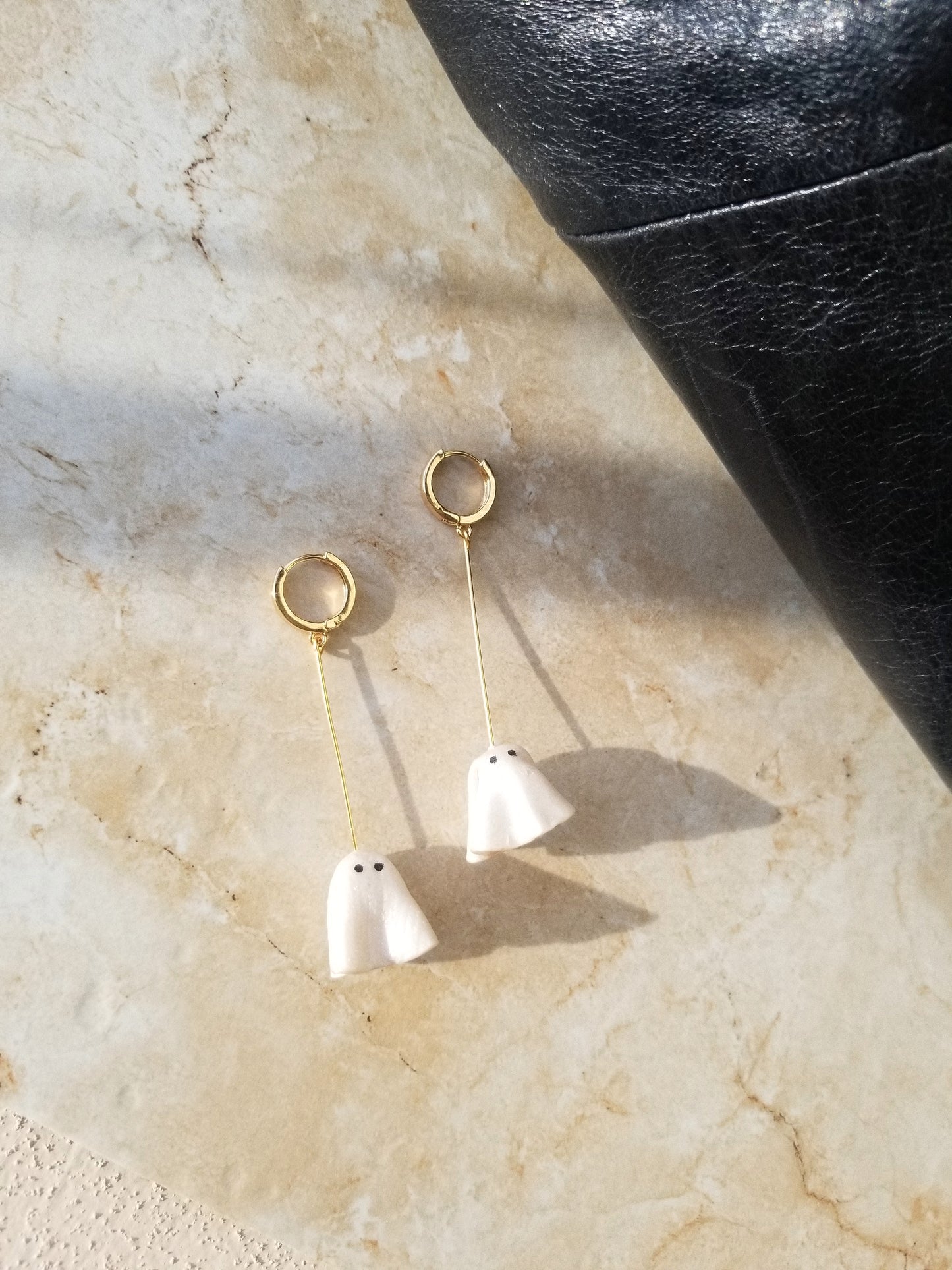 ghost leverbacks