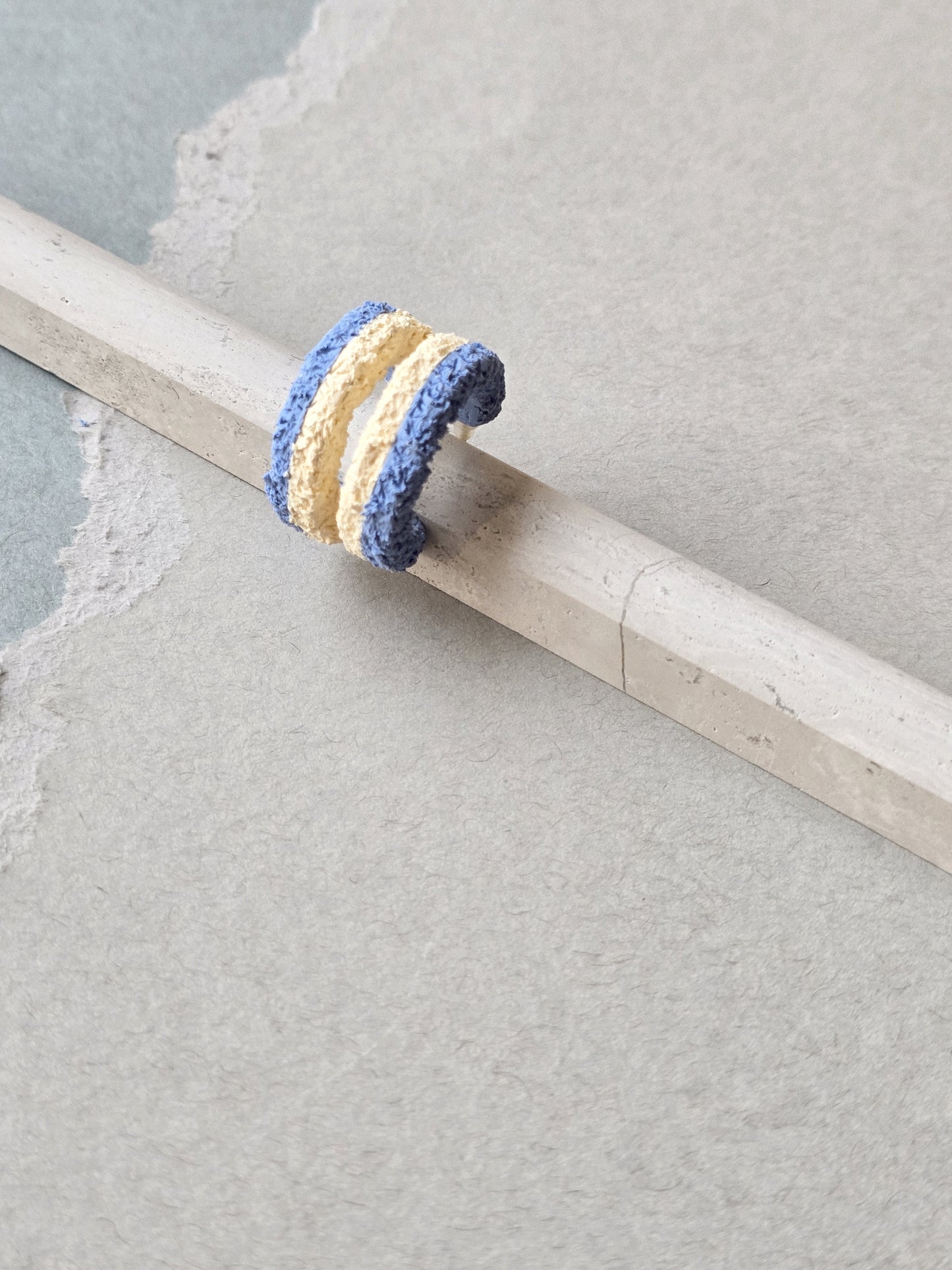 two tone distressed hoops