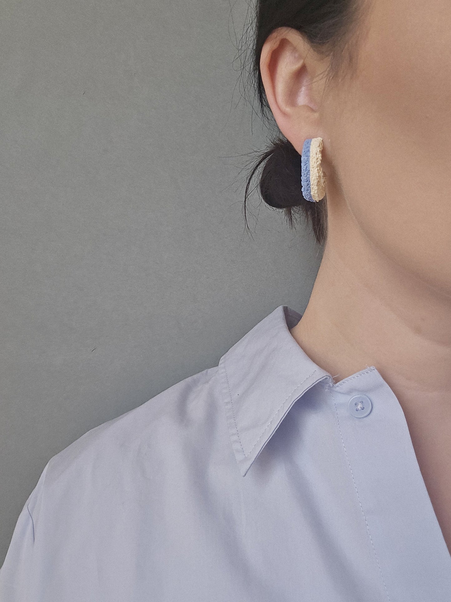 two tone distressed hoops