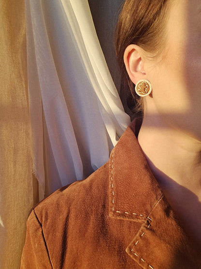 can't catch me stud pack #2